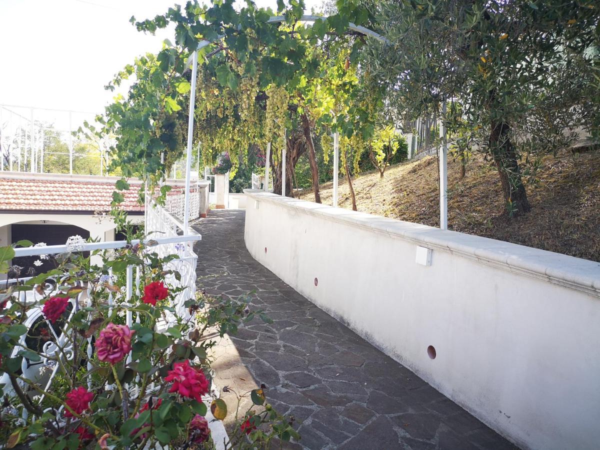 Villa Margherita サン・ジョヴァンニ・テアティーノ エクステリア 写真