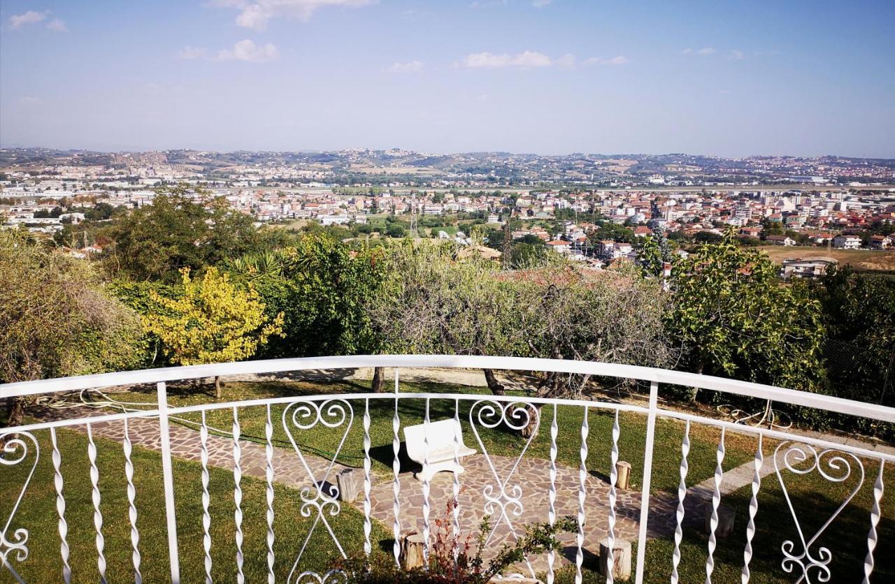 Villa Margherita サン・ジョヴァンニ・テアティーノ エクステリア 写真